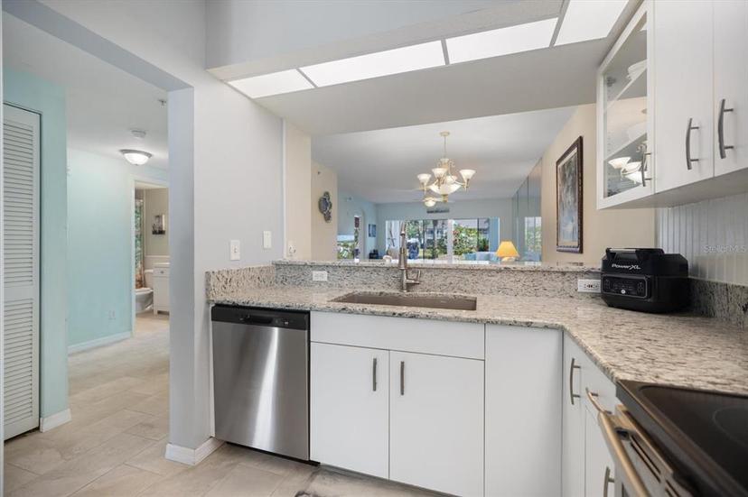 Picture of 400 Laurel Lake Drive Unit 104, Venice FL 34292