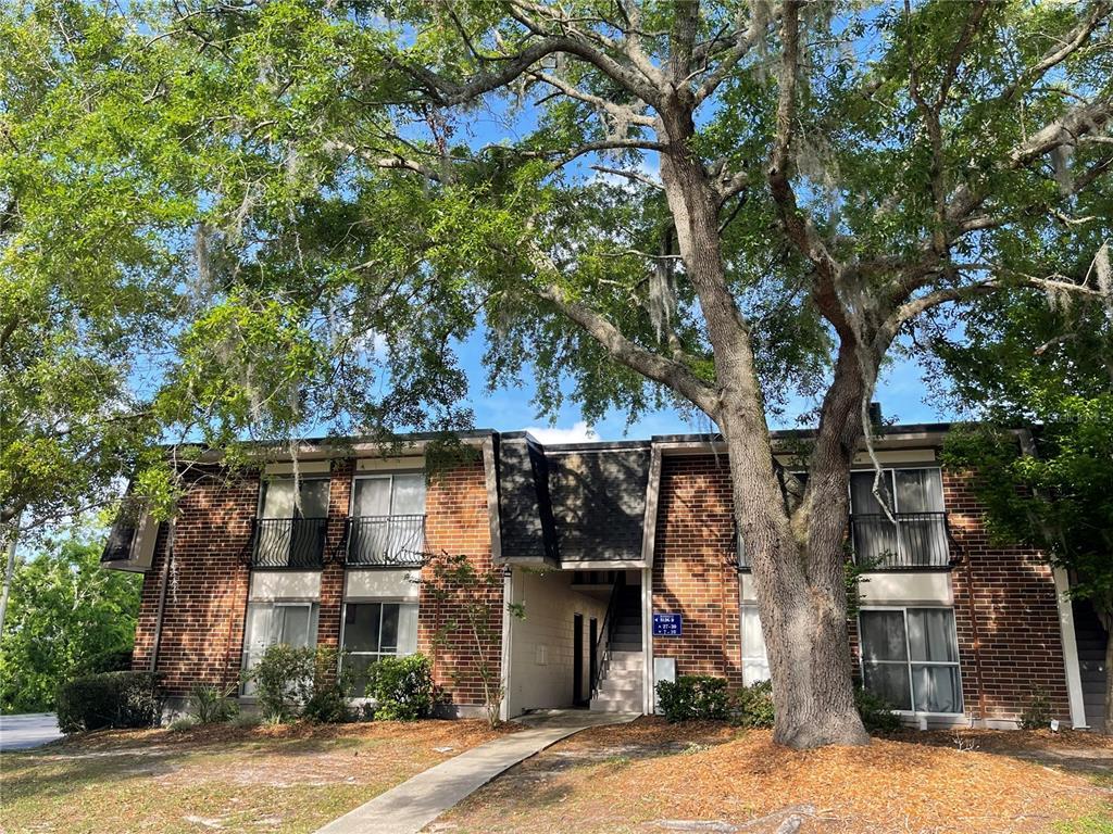 Picture of 1700 SW 16 Court Unit D30, Gainesville, FL 32601