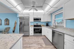 Picture of 4725 Cove Circle Unit 302, St Petersburg, FL 33708