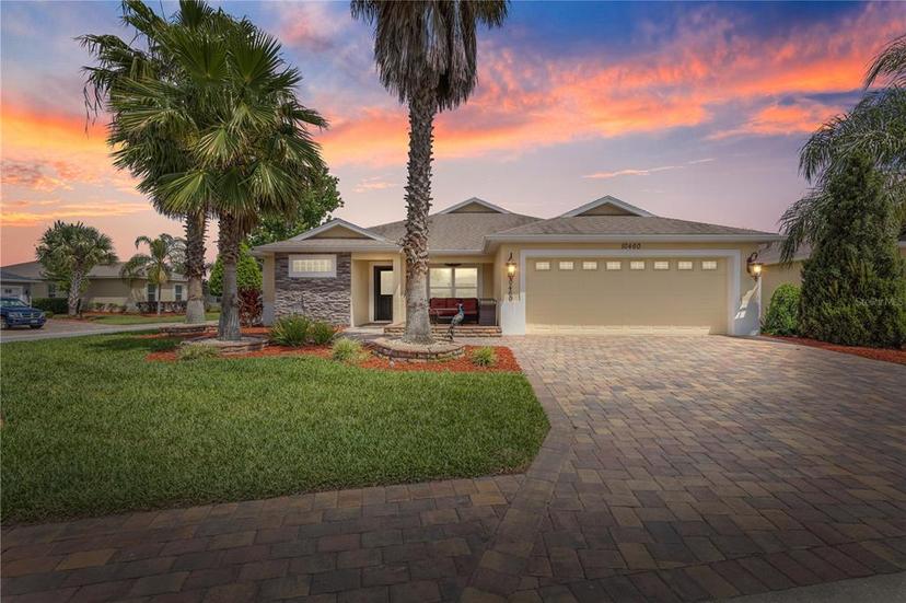 Picture of 10460 Silver Maple Avenue, Oxford FL 34484