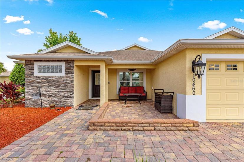 Picture of 10460 Silver Maple Avenue, Oxford FL 34484