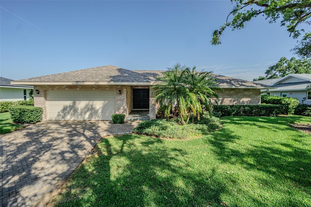 Picture of 601 Riviera Bay Drive Ne, St Petersburg, FL 33702