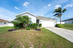 Picture of 2256 Gladiolus Lane, Mascotte, FL 34753