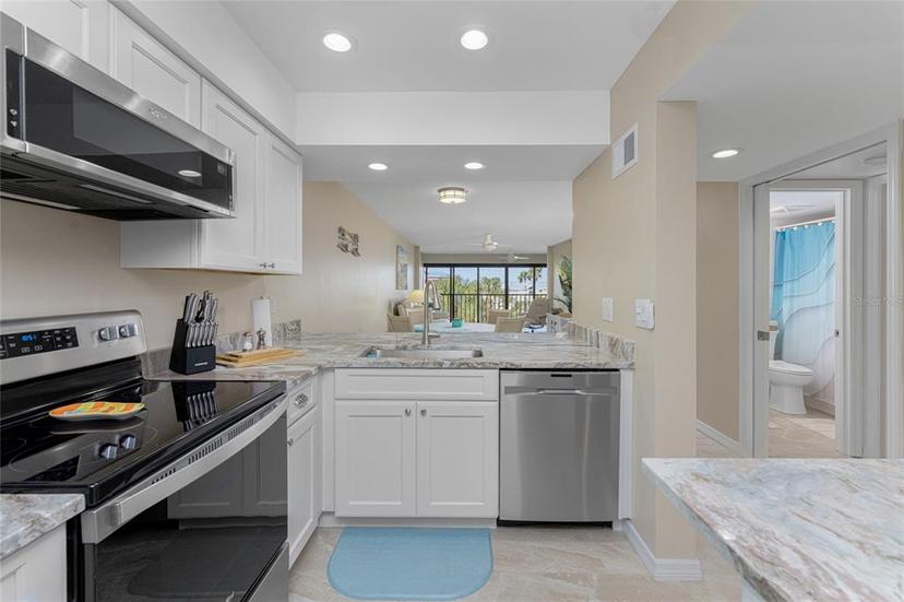 Picture of 1551 Beach Road Unit 412, Englewood FL 34223
