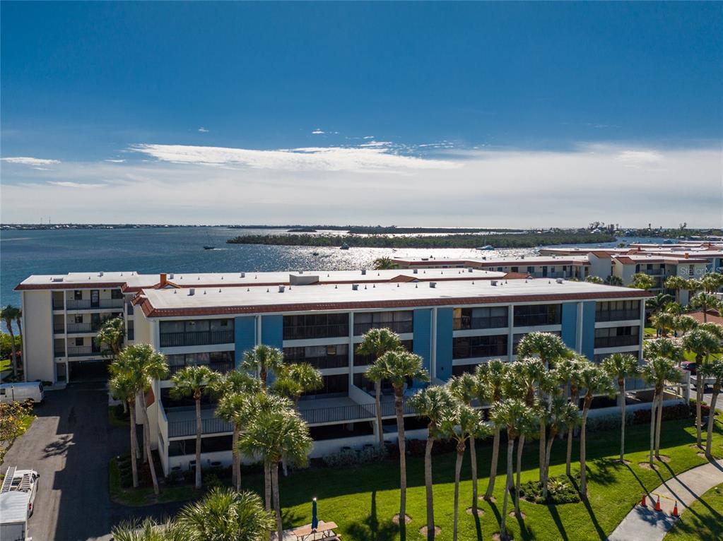 Picture of 1551 Beach Road Unit 412, Englewood, FL 34223