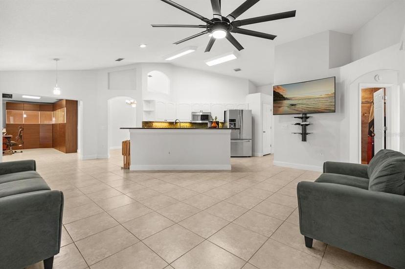 Picture of 1440 Portola Avenue, Deltona FL 32738