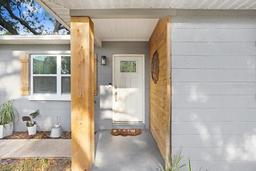 Picture of 2001 E Idlewild Avenue, Tampa, FL 33610