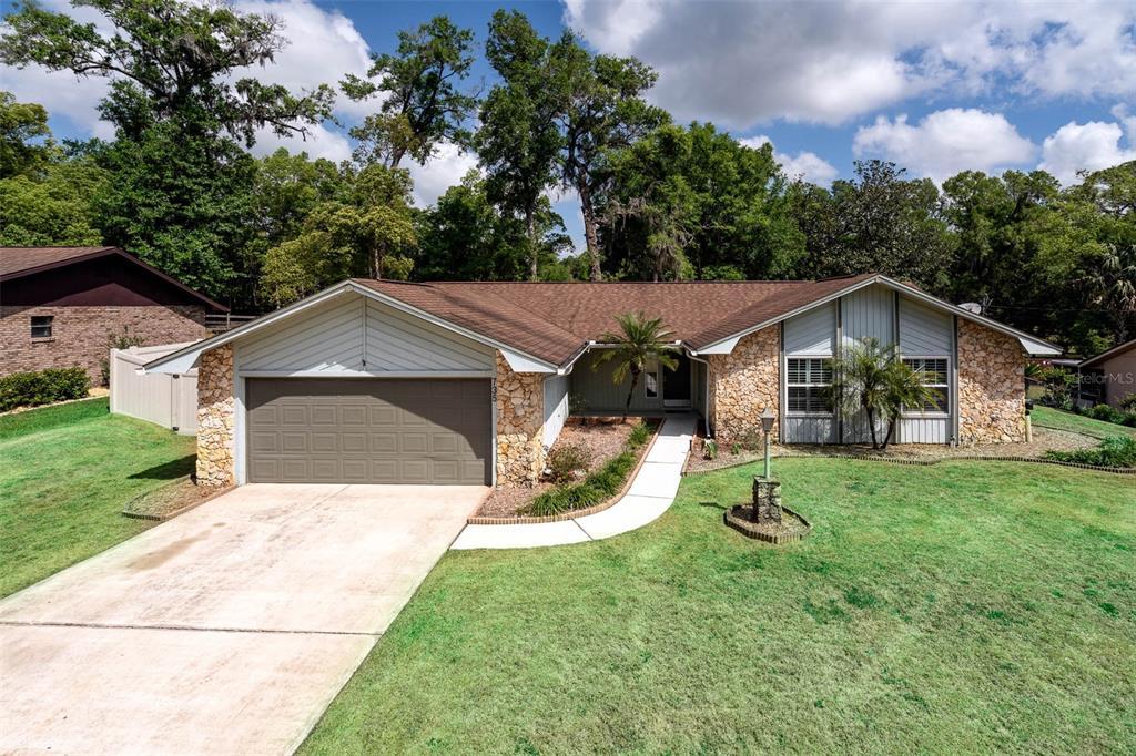 Picture of 735 Oak Terrace, Orange City, FL 32763