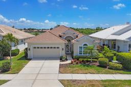 Picture of 814 Derbyshire Drive, Venice, FL 34285