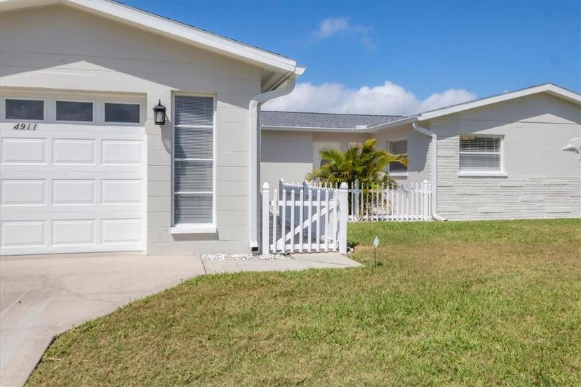 Picture of 4911 Commonwealth Road, Palmetto FL 34221
