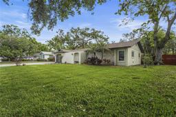 Picture of 3401 Kingswood Drive, Sarasota, FL 34232