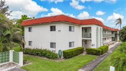 Picture of 3500 Beneva Road Unit 306, Sarasota, FL 34232