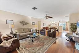 Picture of 3960 Oakhurst Boulevard Unit 3106, Sarasota, FL 34233