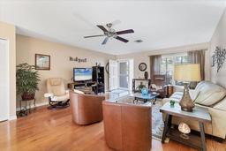 Picture of 3960 Oakhurst Boulevard Unit 3106, Sarasota, FL 34233