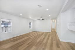 Picture of 2415 E 20Th Avenue, Tampa, FL 33605