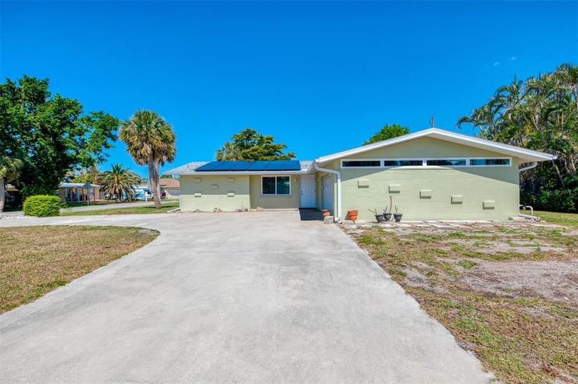 Picture of 510 S Venice Boulevard, Venice FL 34293