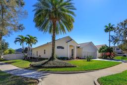 Picture of 1701 Knotting Hill Drive, Orlando, FL 32835