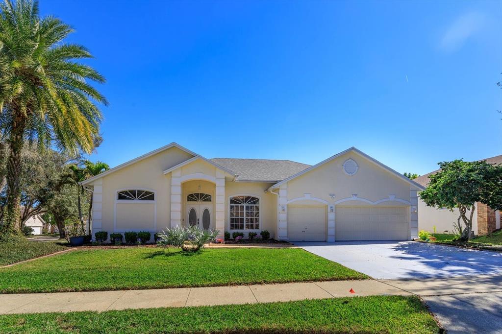 Picture of 1701 Knotting Hill Drive, Orlando, FL 32835