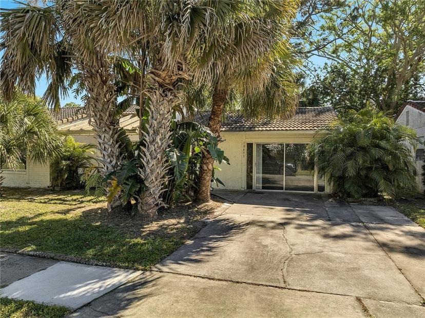 Picture of 10433 Montpelier Circle, Orlando FL 32821
