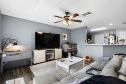 Picture of 10849 Kensington Park Avenue, Riverview, FL 33578
