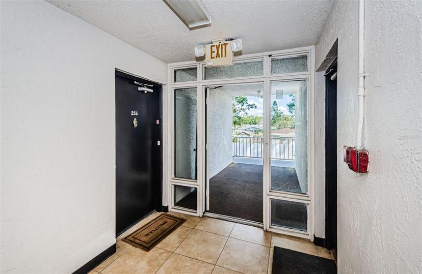 Picture of 801 Russell Lane Unit 255, Brandon FL 33510