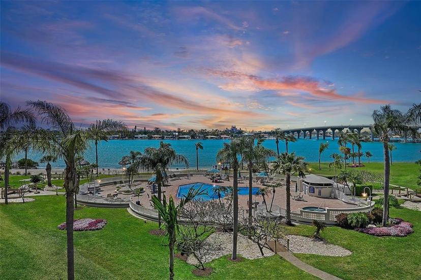 Picture of 6061 Bahia Del Mar Circle Unit 447, St Petersburg FL 33715