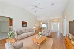 Picture of 4039 Green Tree Avenue, Sarasota, FL 34233
