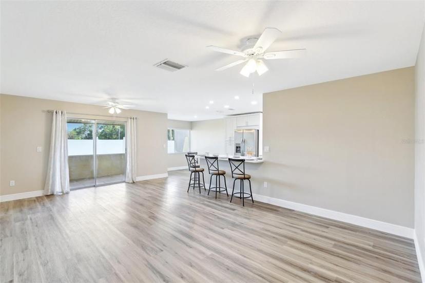 Picture of 1203 16Th Circle Se, Largo FL 33771