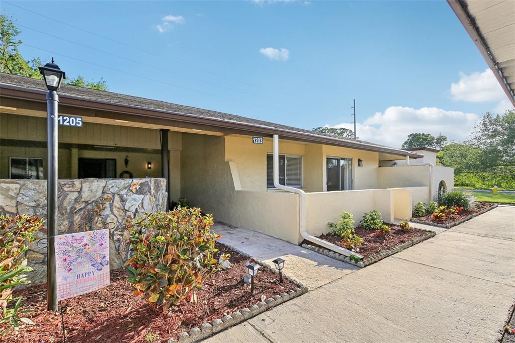 Picture of 1203 16Th Circle Se, Largo, FL 33771