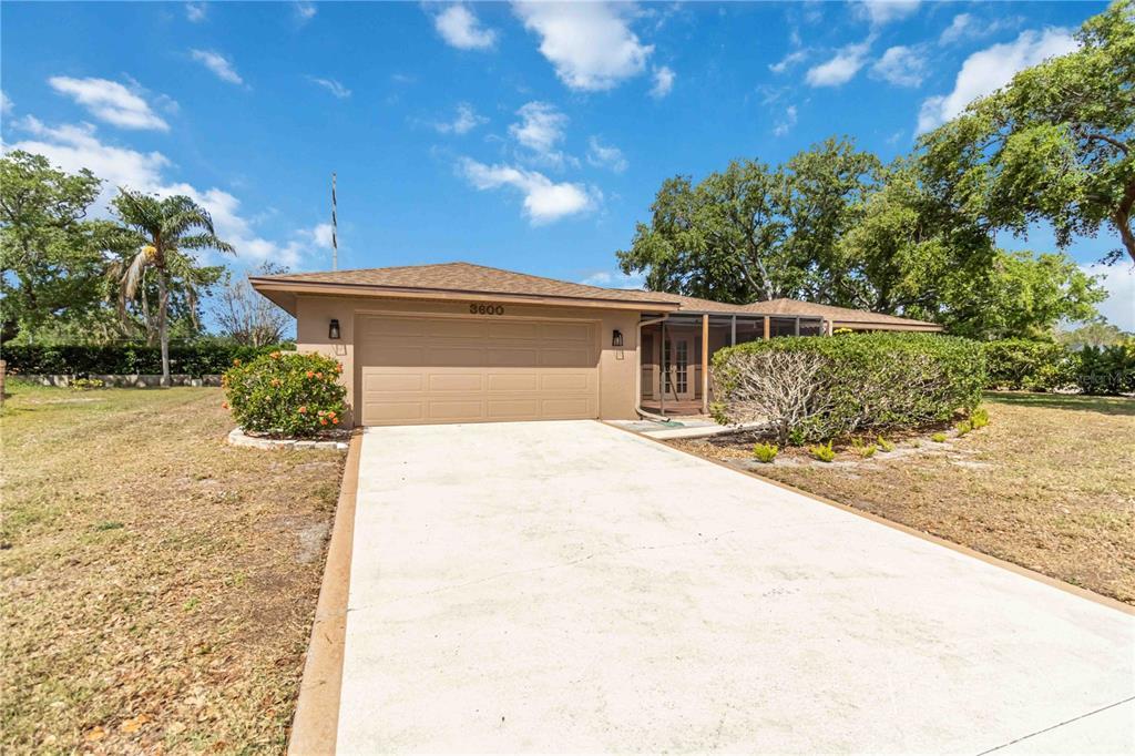 Picture of 3600 Aster Drive, Sarasota, FL 34233