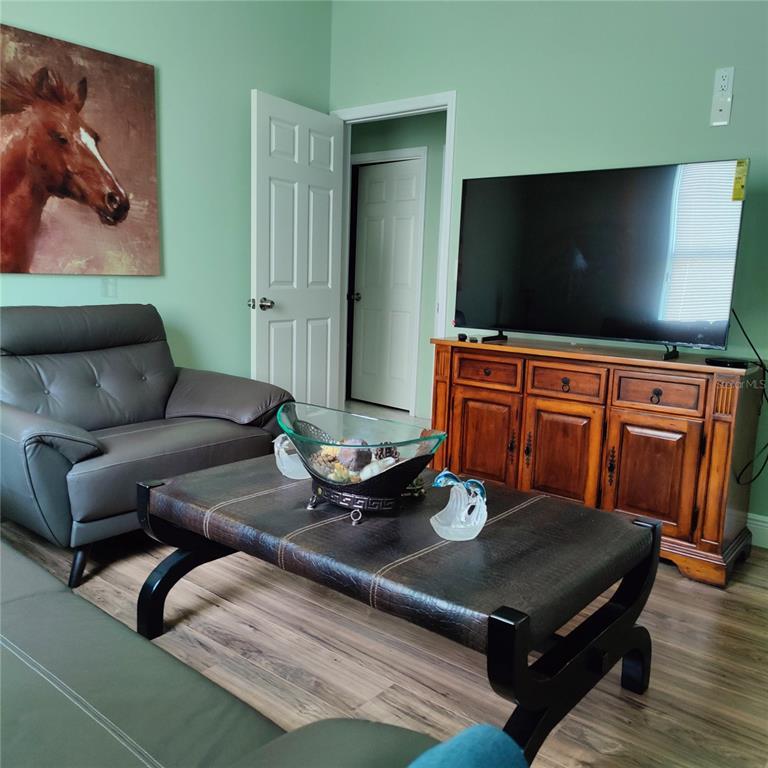 Picture of 6690 54Th Avenue N, St Petersburg FL 33709