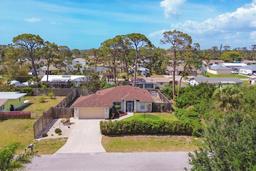 Picture of 1524 Royal Road, Venice, FL 34293