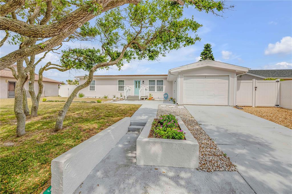 Picture of 4443 Doris Drive, New Smyrna Beach, FL 32169