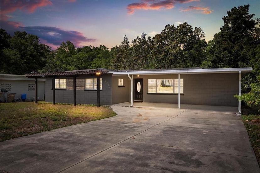Picture of 4251 Magnolia Avenue, Leesburg FL 34748