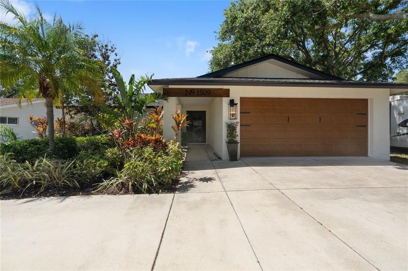 Picture of 1509 Coachlight Way, Dunedin FL 34698