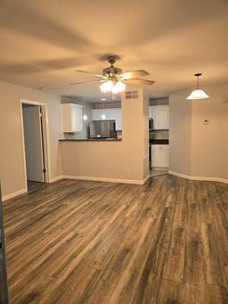 Picture of 4752 Walden Circle Unit 38, Orlando, FL 32811