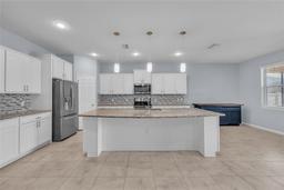 Picture of 1516 Glen Alpine Place, Valrico, FL 33594