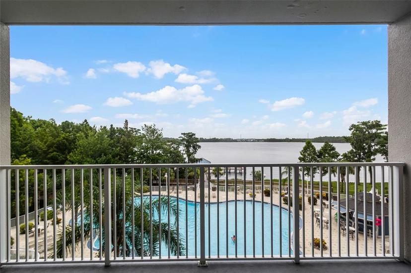 Picture of 13415 Blue Heron Beach Drive Unit 208, Orlando FL 32821