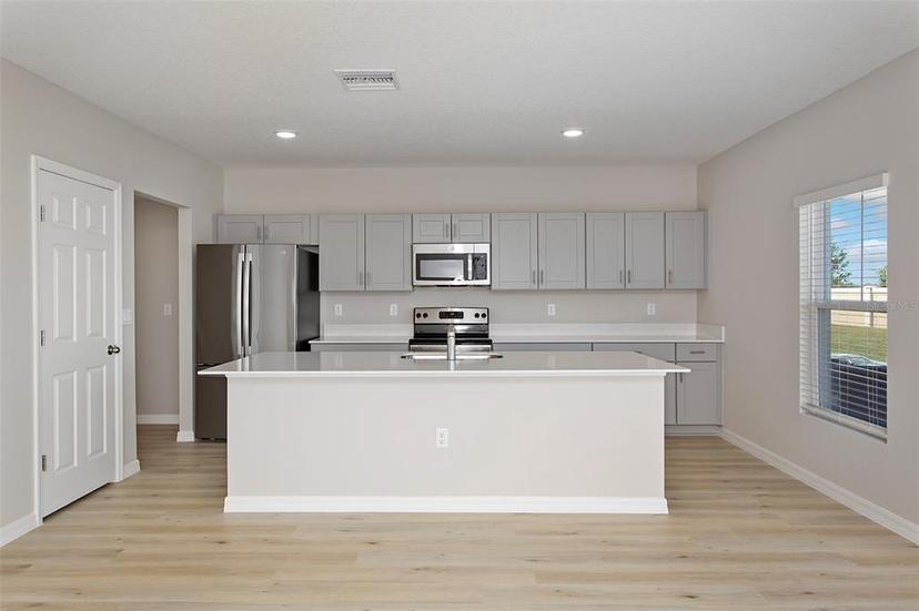 Picture of 13014 Wellspring Drive, Lithia FL 33547