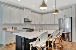 Picture of 3533 Secluded Court, Sarasota, FL 34240