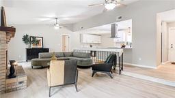 Picture of 1025 Winter Springs Boulevard, Winter Springs, FL 32708