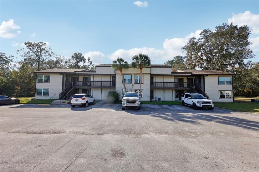 Picture of 22204 Sandalwood Drive Unit 22204, Wildwood FL 34785