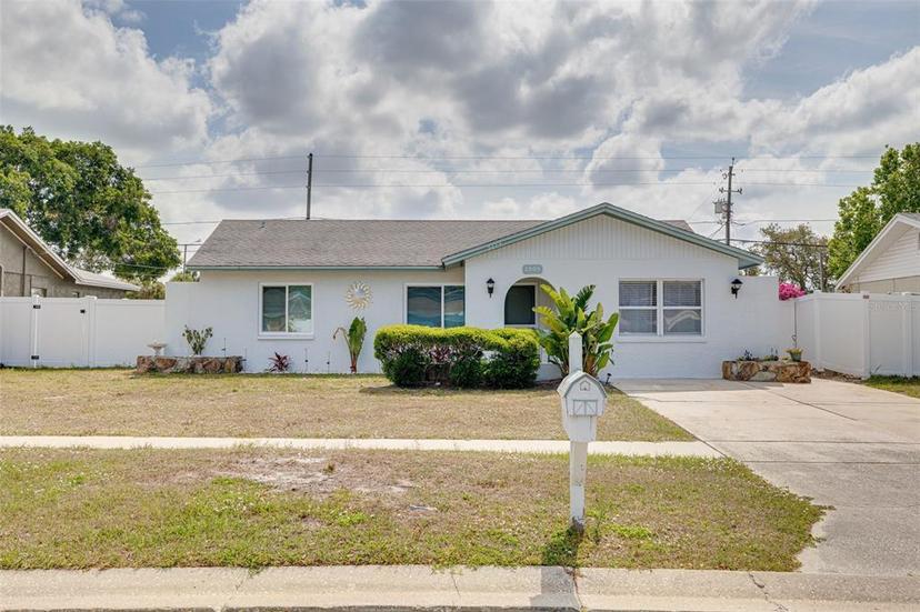 Picture of 2605 Fulton Street Sw, Largo FL 33774