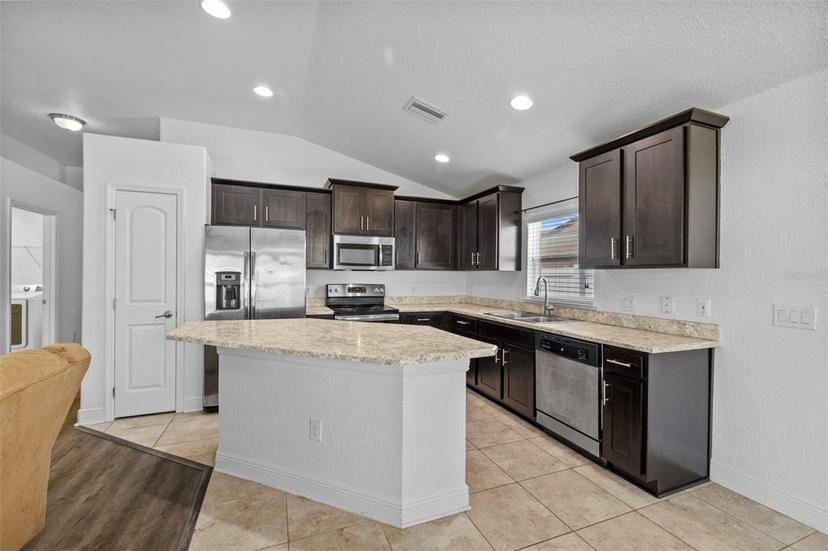 Picture of 14434 Scottburgh Glen Drive, Wimauma FL 33598