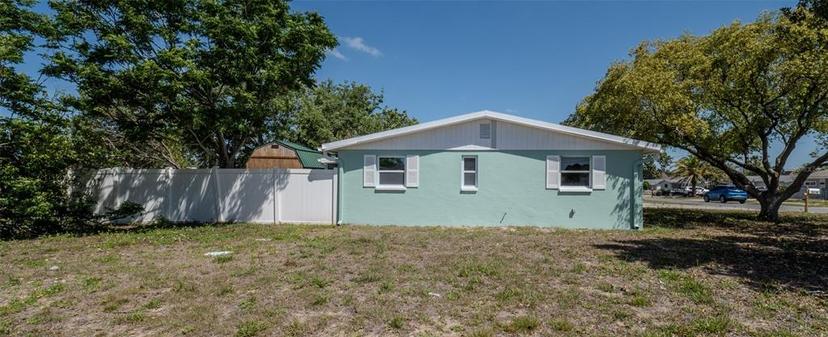 Picture of 12713 College Hill Drive, Hudson FL 34667