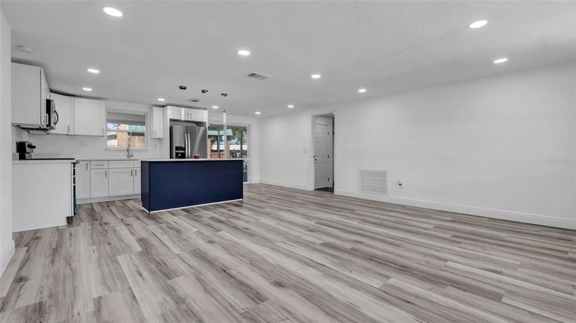 Picture of 12713 College Hill Drive, Hudson FL 34667