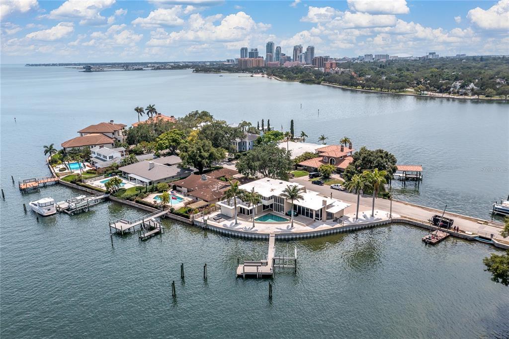 Picture of 10 Brightwaters Circle Ne, St Petersburg, FL 33704