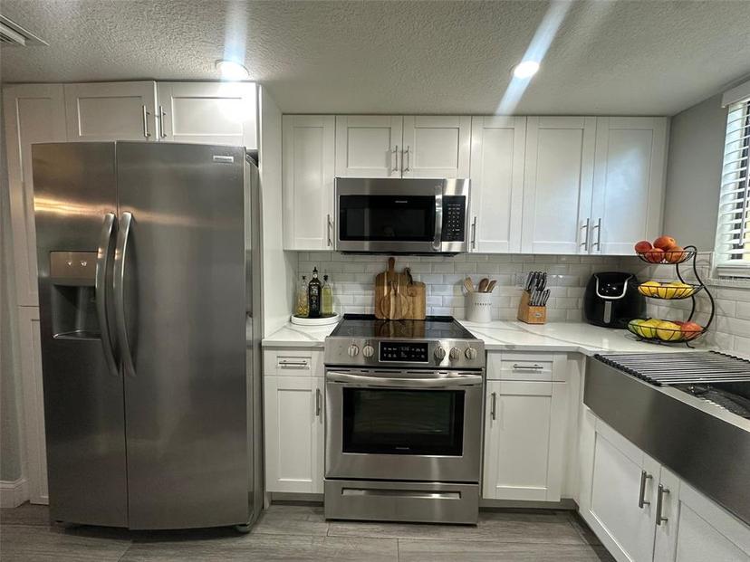 Picture of 9007 Pebble Creek Drive Unit 9007, Tampa FL 33647