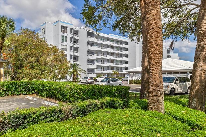 Picture of 3790 Pinebrook Circle Unit 408, Bradenton FL 34209
