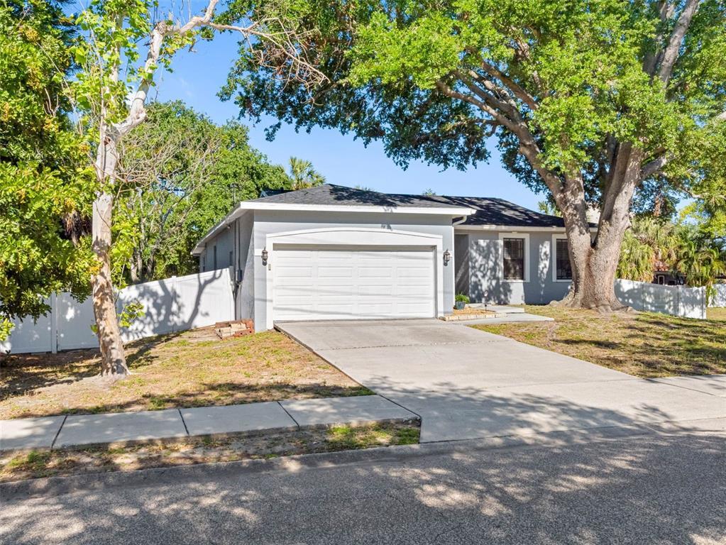 Picture of 303 National Orange Avenue, Oldsmar, FL 34677